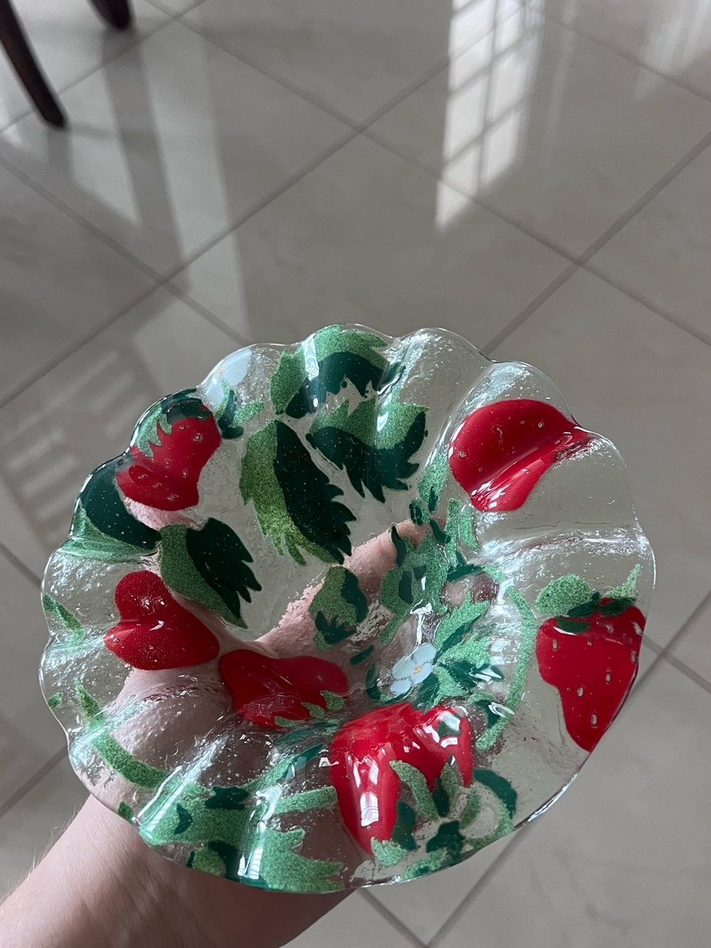 Vintage Sydenstricker Strawberry Dish
